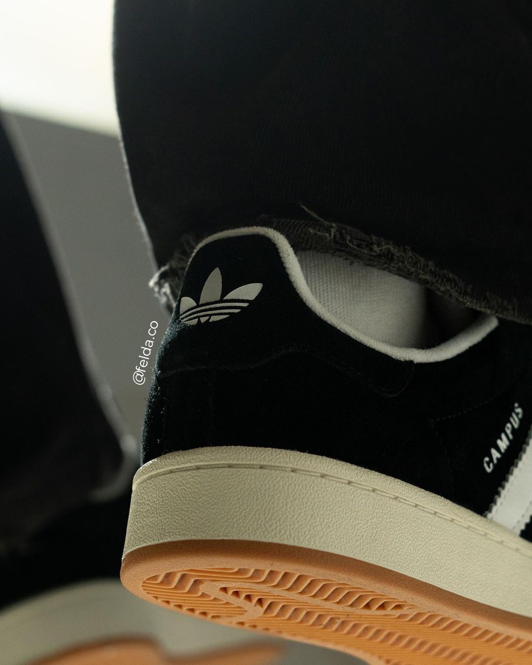 Adidas Campus 00S Black