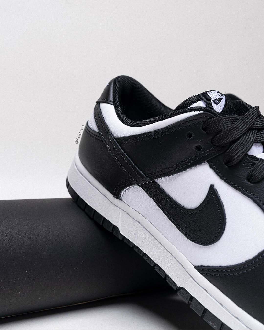 Nike SB Dunk Low Panda