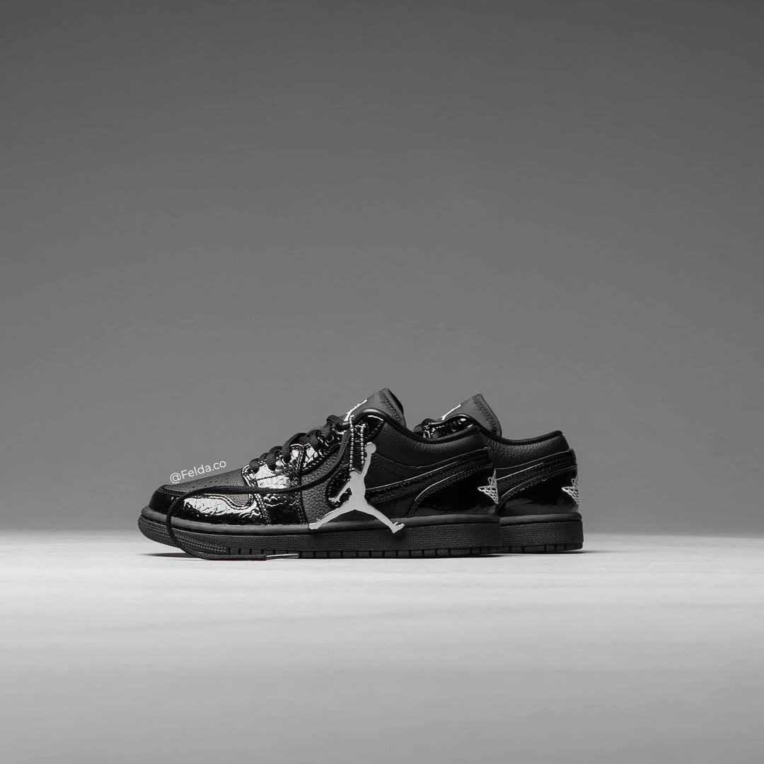 Nike Air Jordan Retro 1 Low SE Black