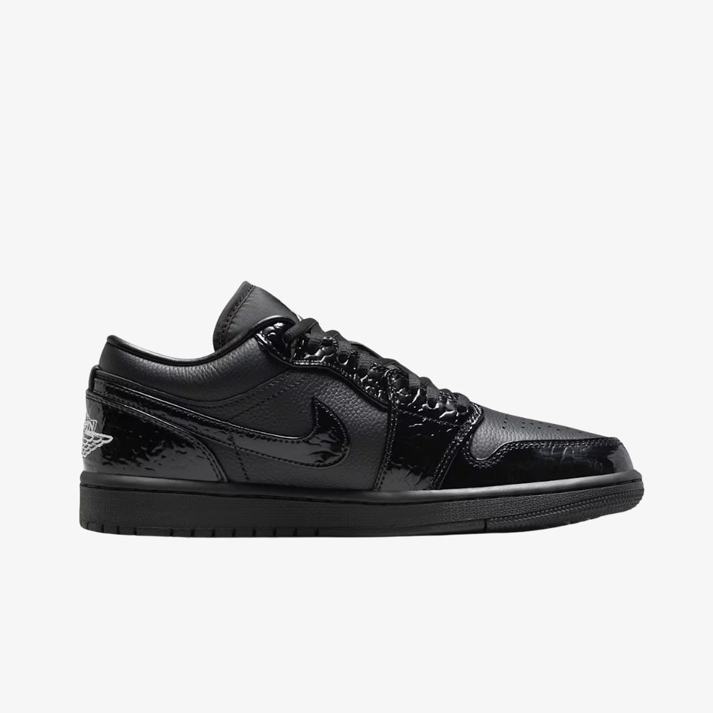 Nike Air Jordan Retro 1 Low SE Black