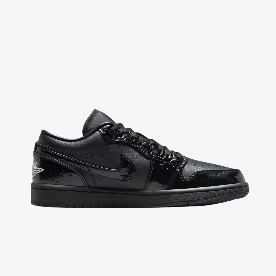 Nike Air Jordan Retro 1 Low SE Black