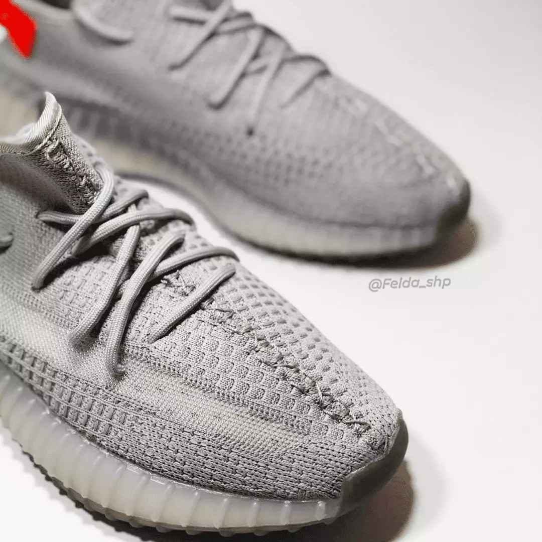 Adidas Yeezy Boost 350 V2 Tail Light