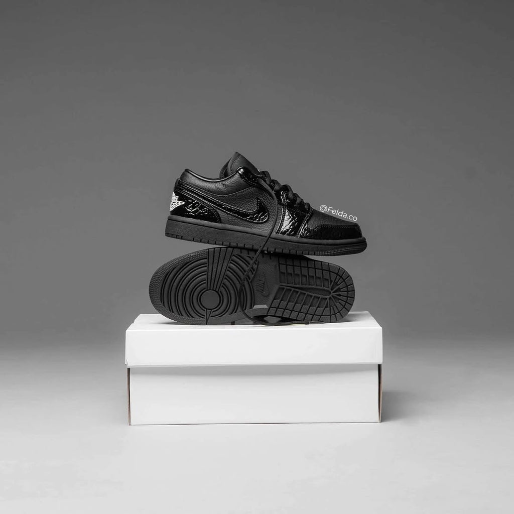 Nike Air Jordan Retro 1 Low SE Black