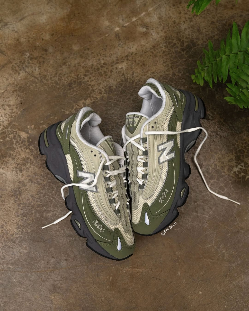 New Balance 1000 Dark Olivine