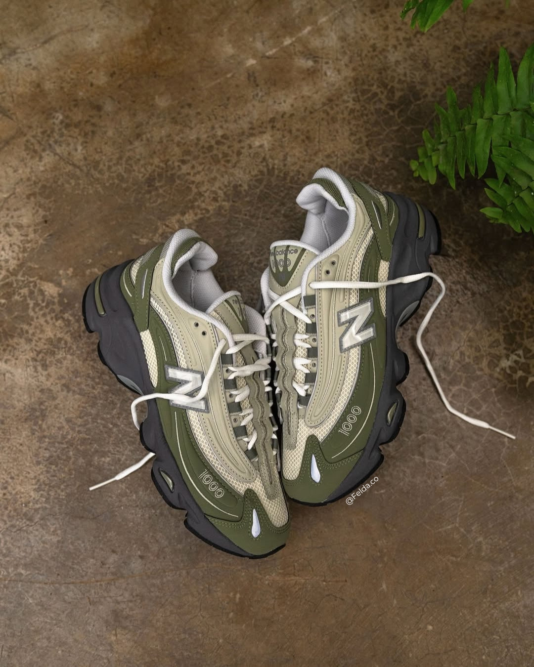 New Balance 1000 Dark Olivine