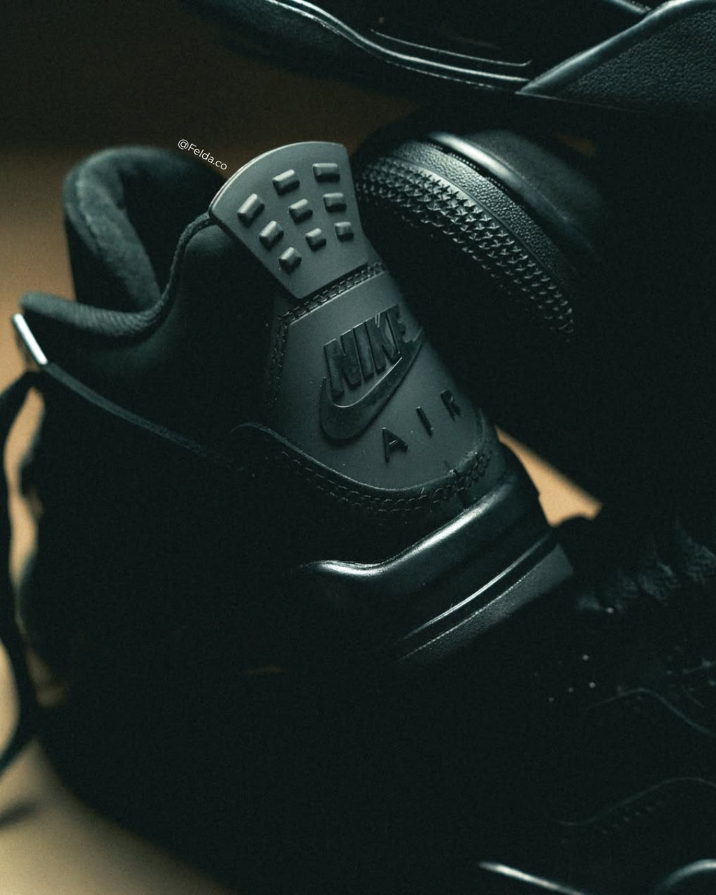Nike Jordan Retro 4 Black Cat