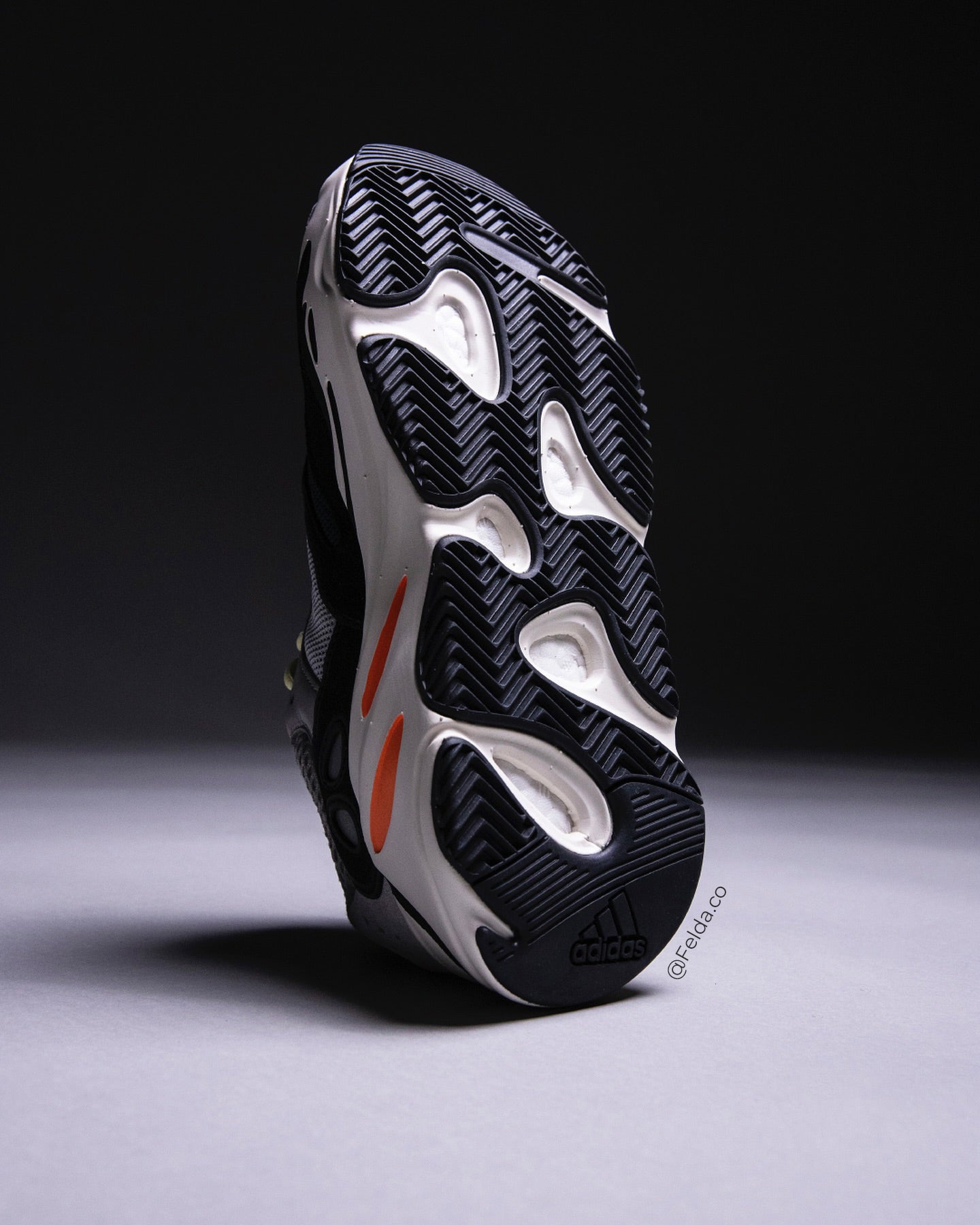 Adidas Yeezy Boost 700 Wave Runner