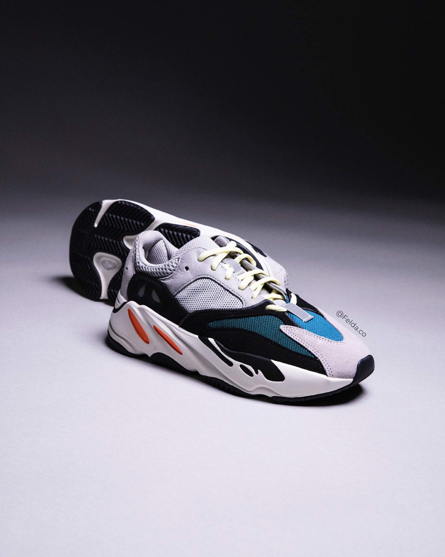 Adidas Yeezy Boost 700 Wave Runner