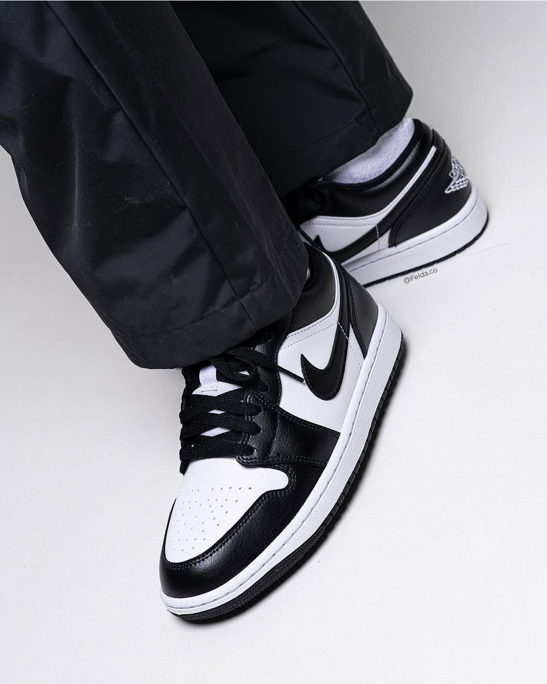 Nike Air Jordan Retro 1 Low Panda