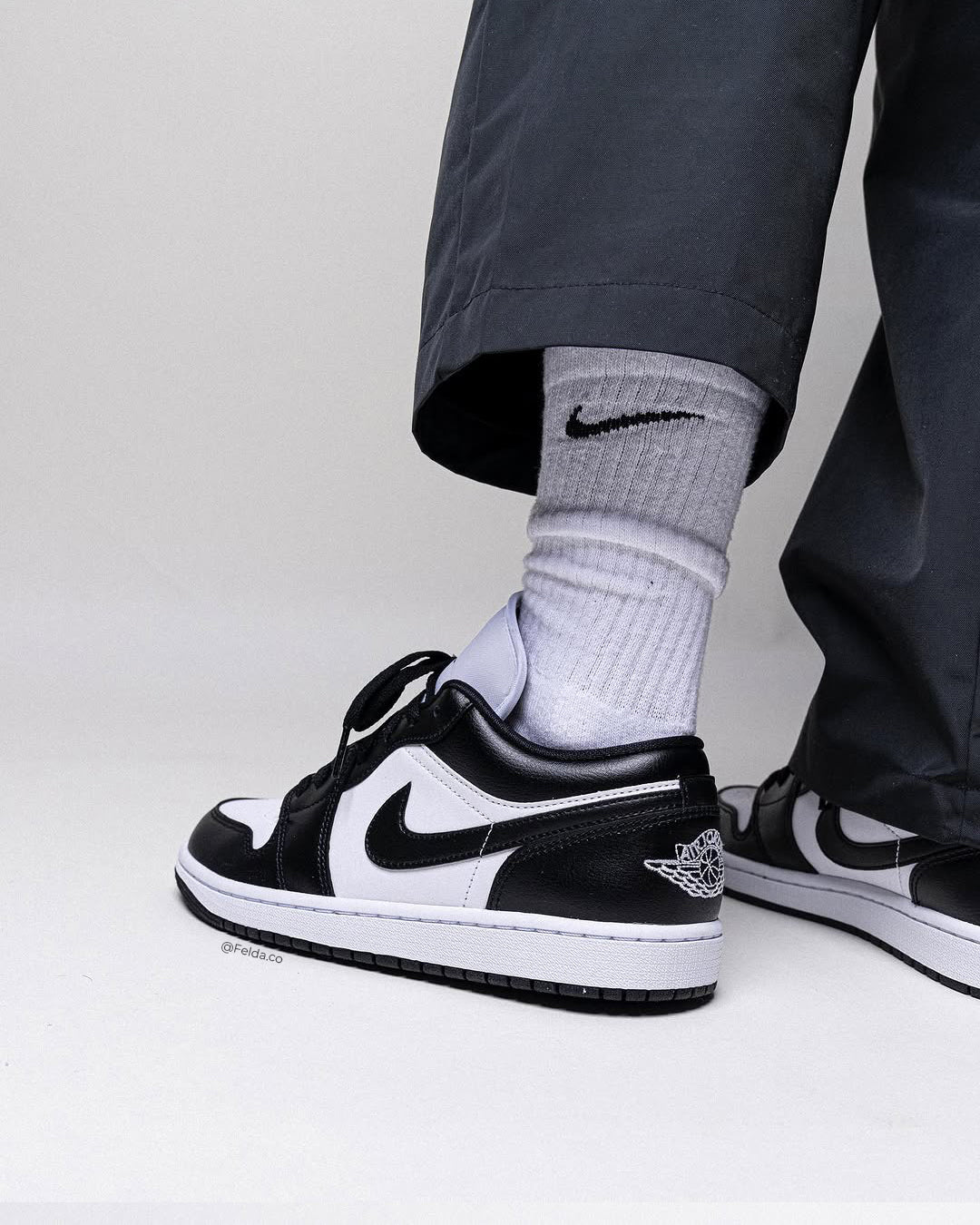Nike Air Jordan Retro 1 Low Panda