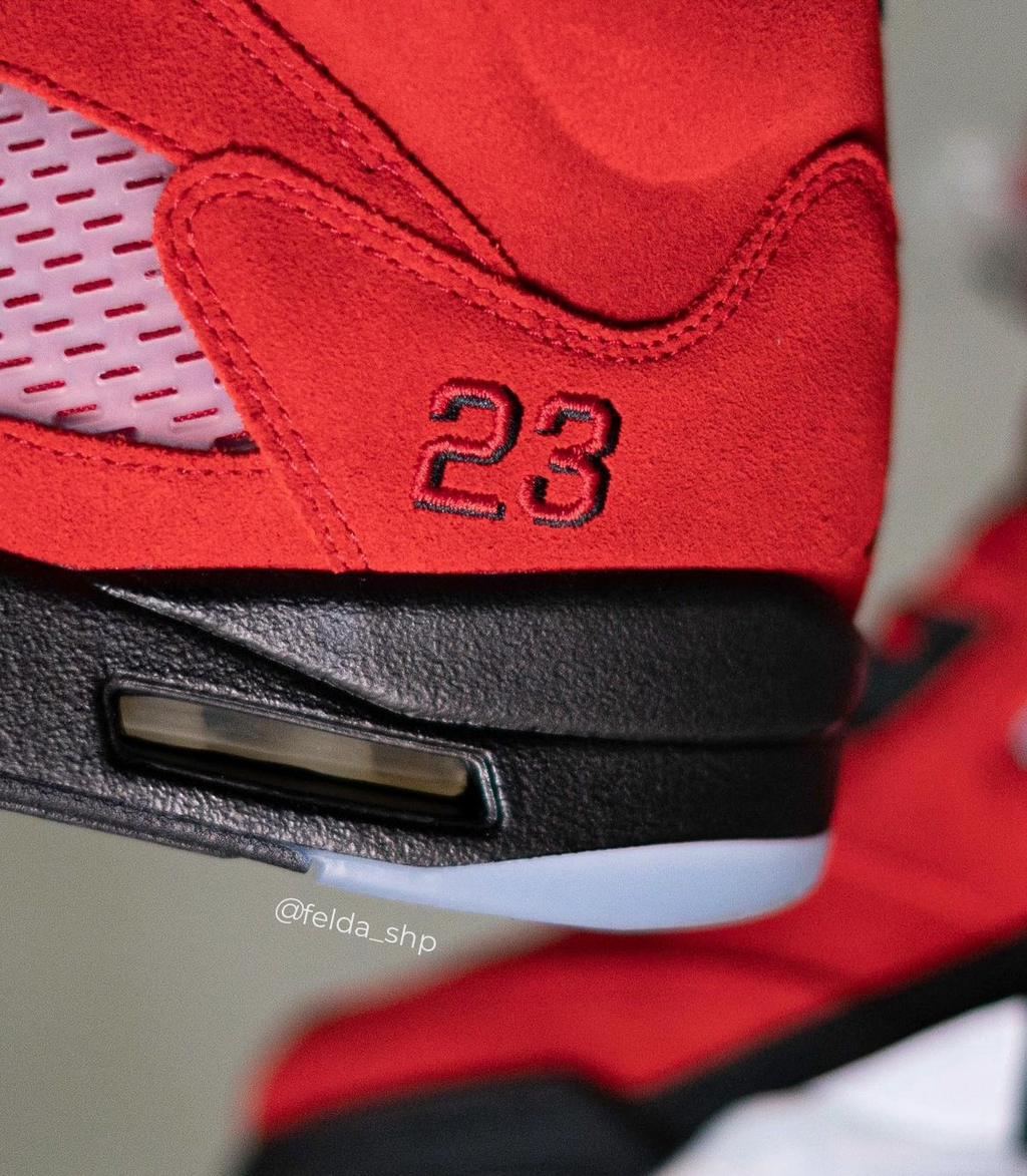 Air Jordan Retro 5 Toro Bravo