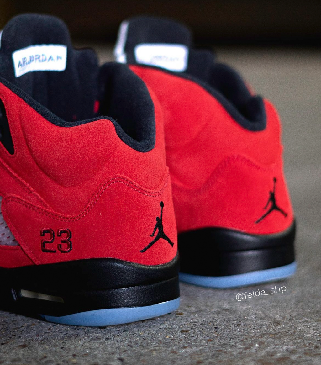 Air Jordan Retro 5 Toro Bravo