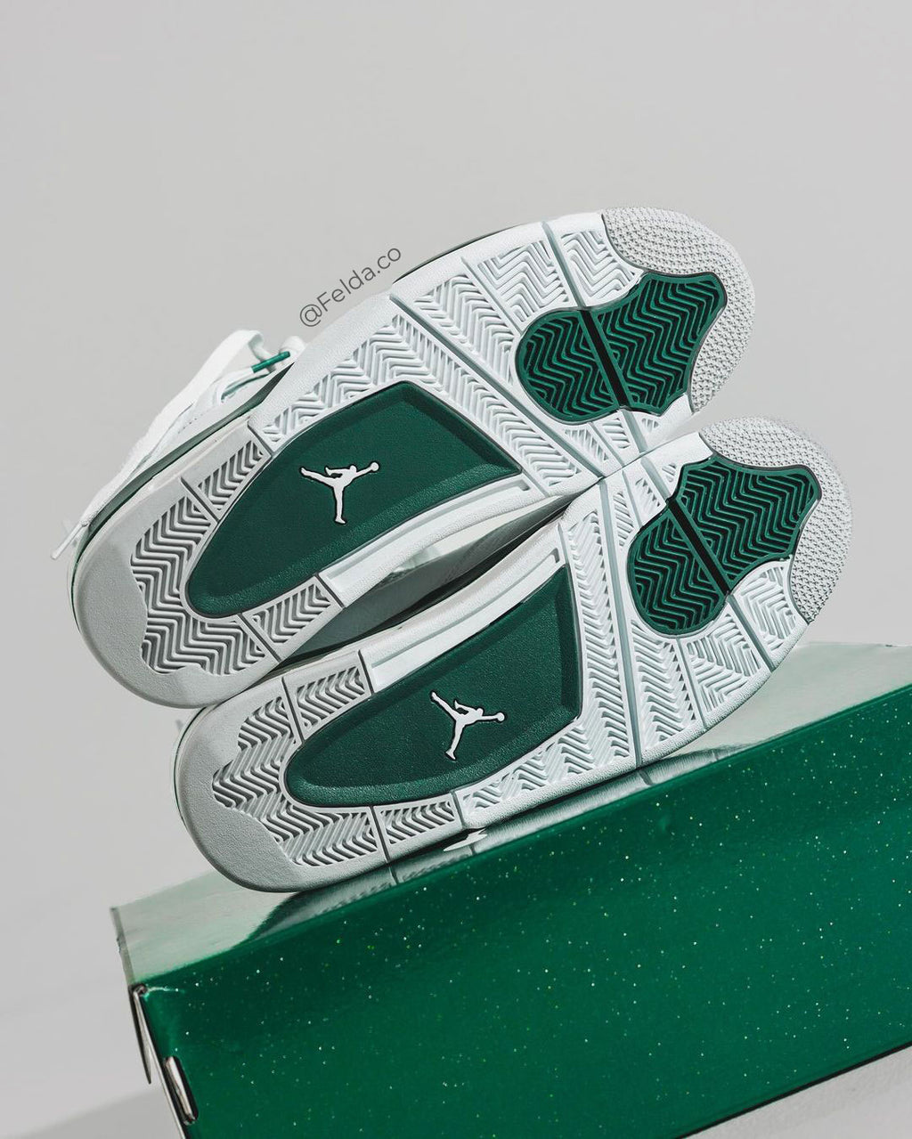 Nike Air Jordan Retro 4 Oxidized Green