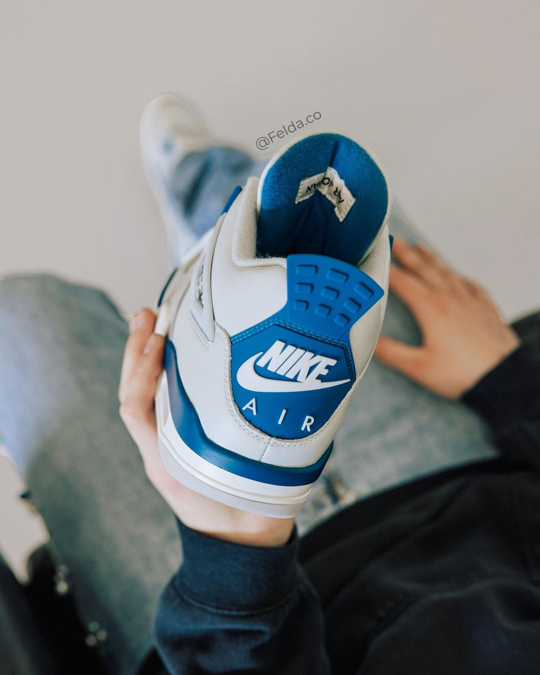 Nike Air Jordan Retro 4 Military Blue