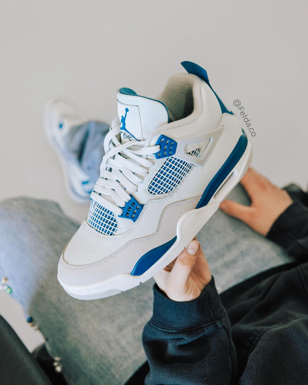 Nike Air Jordan Retro 4 Military Blue