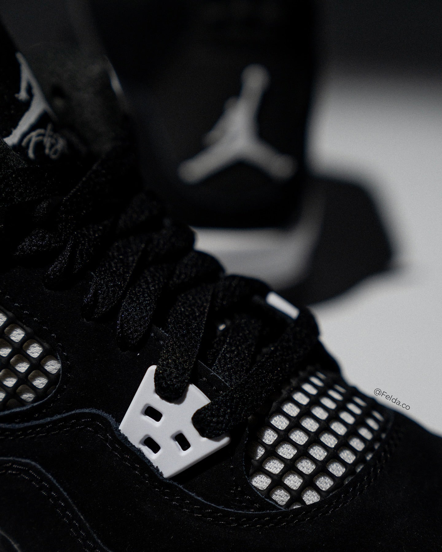 Nike Air Jordan 4 Retro White Thunder