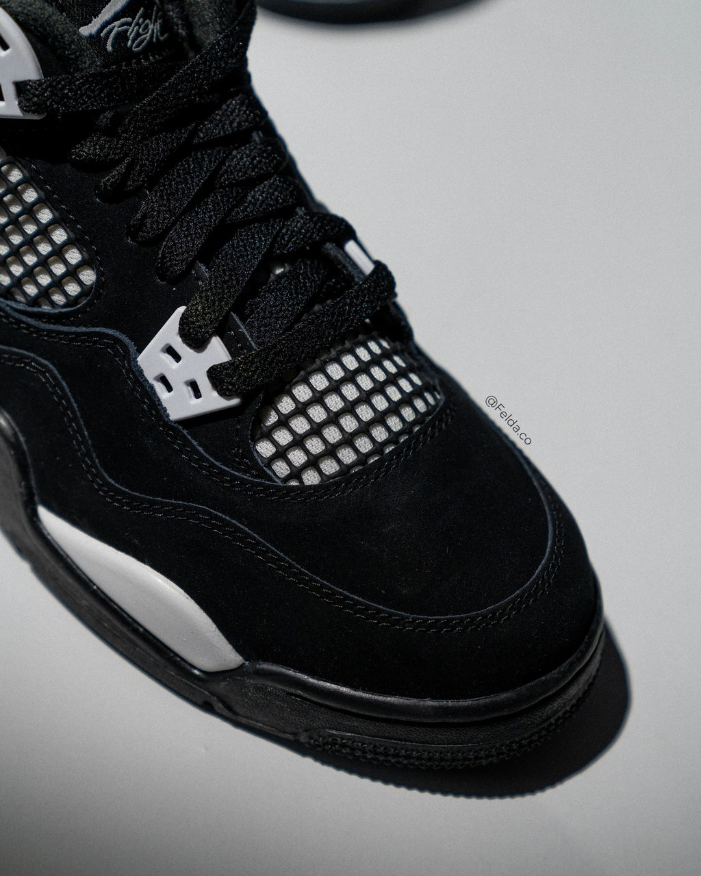 Nike Air Jordan 4 Retro White Thunder