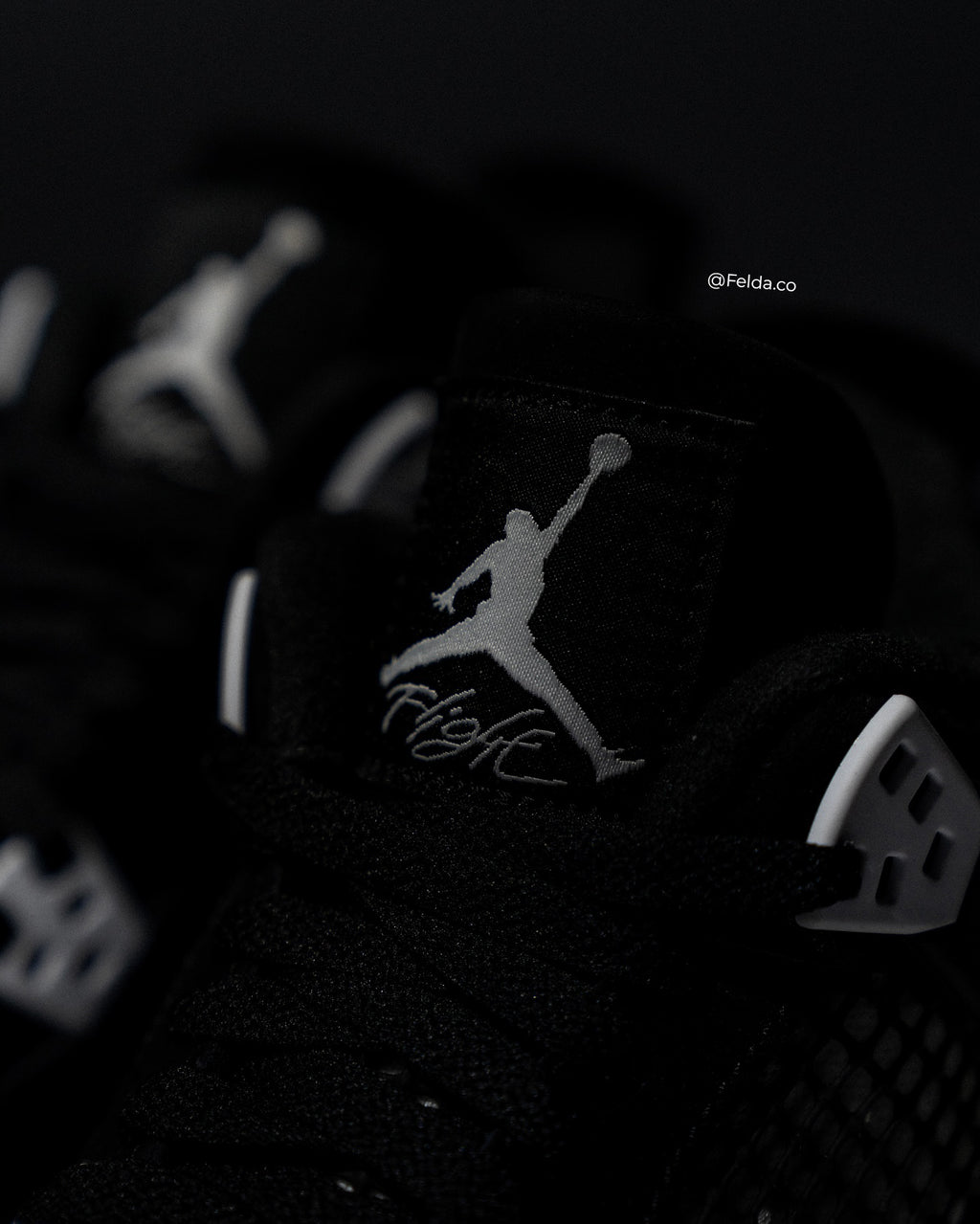 Nike Air Jordan 4 Retro White Thunder
