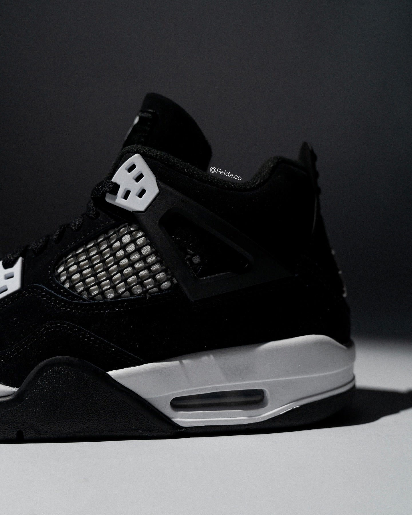 Nike Air Jordan 4 Retro White Thunder