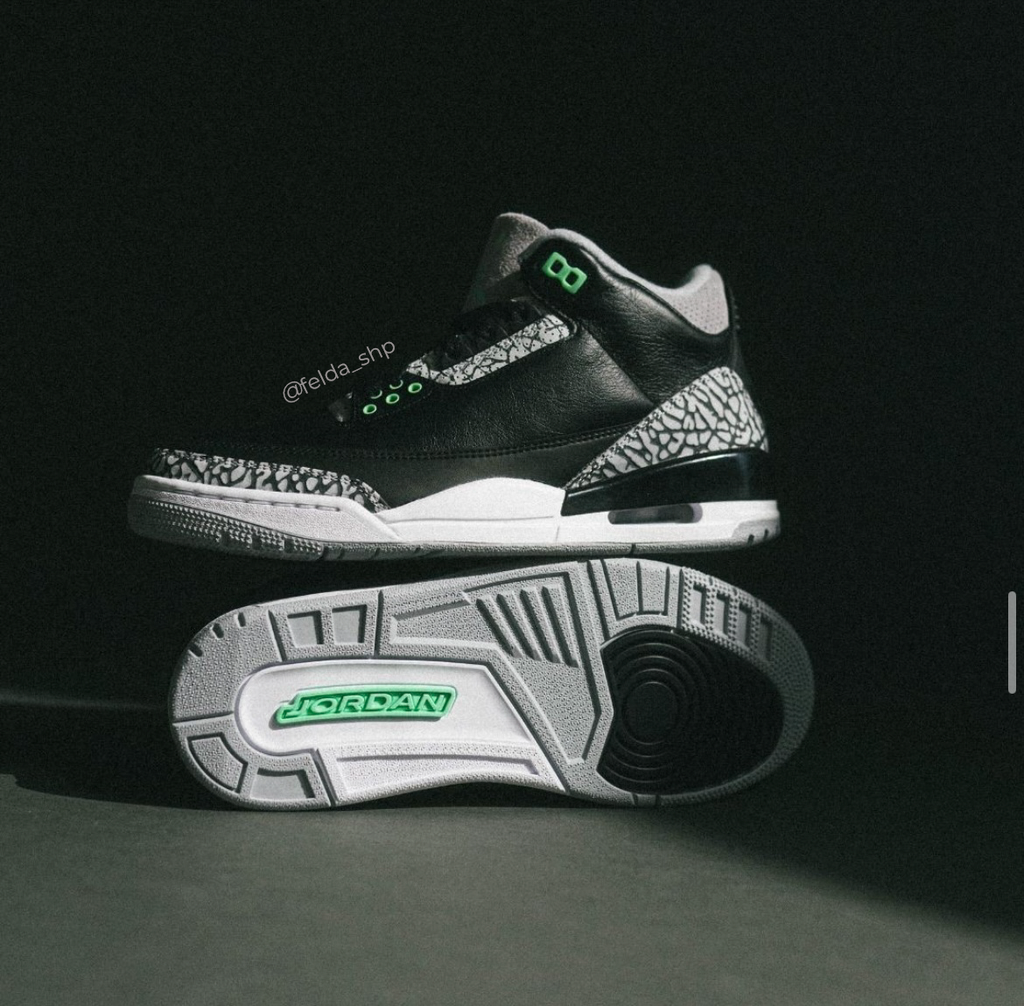 Nike Air Jordan Retro 3 Green Glow