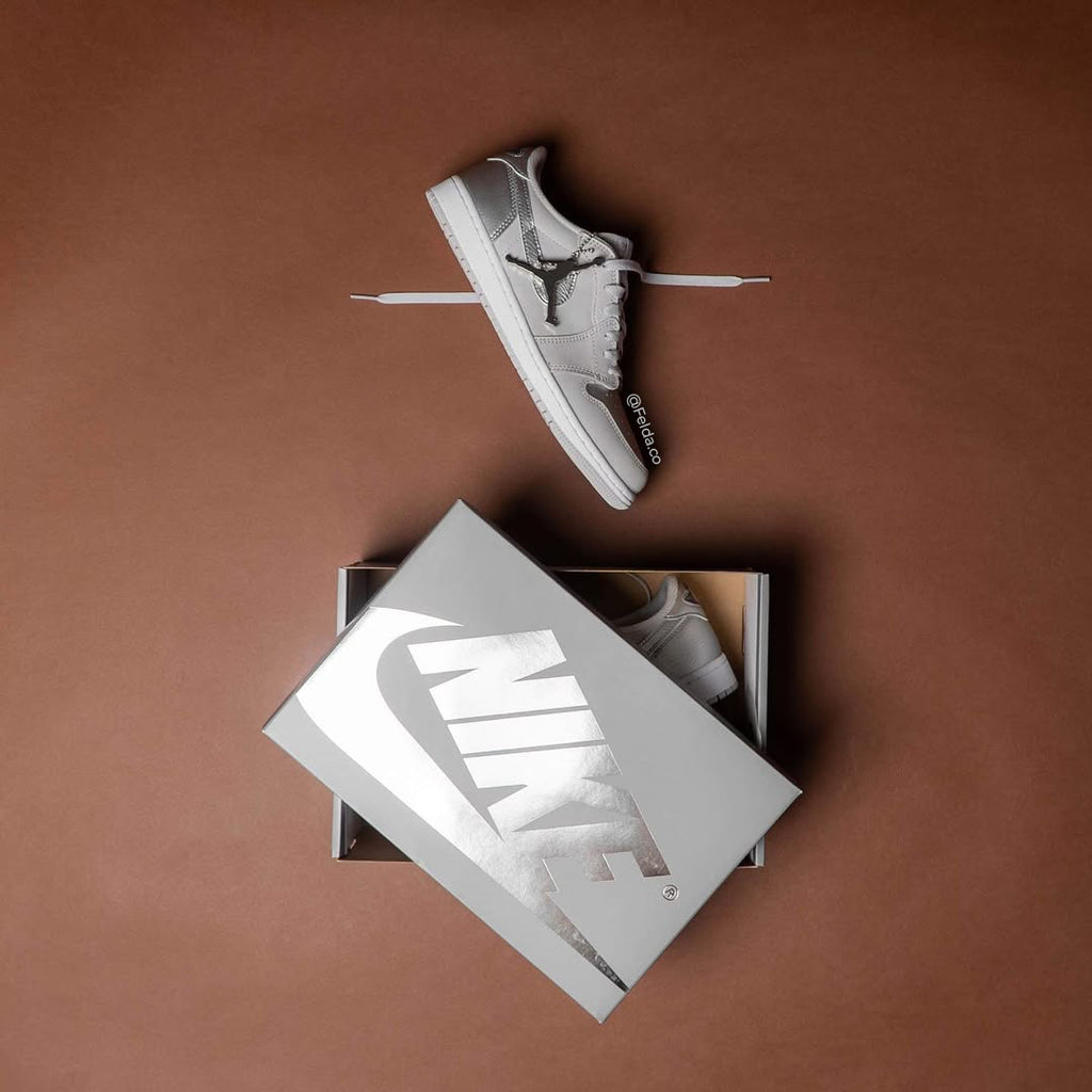 Nike Air Jordan Retro 1 Low Silver