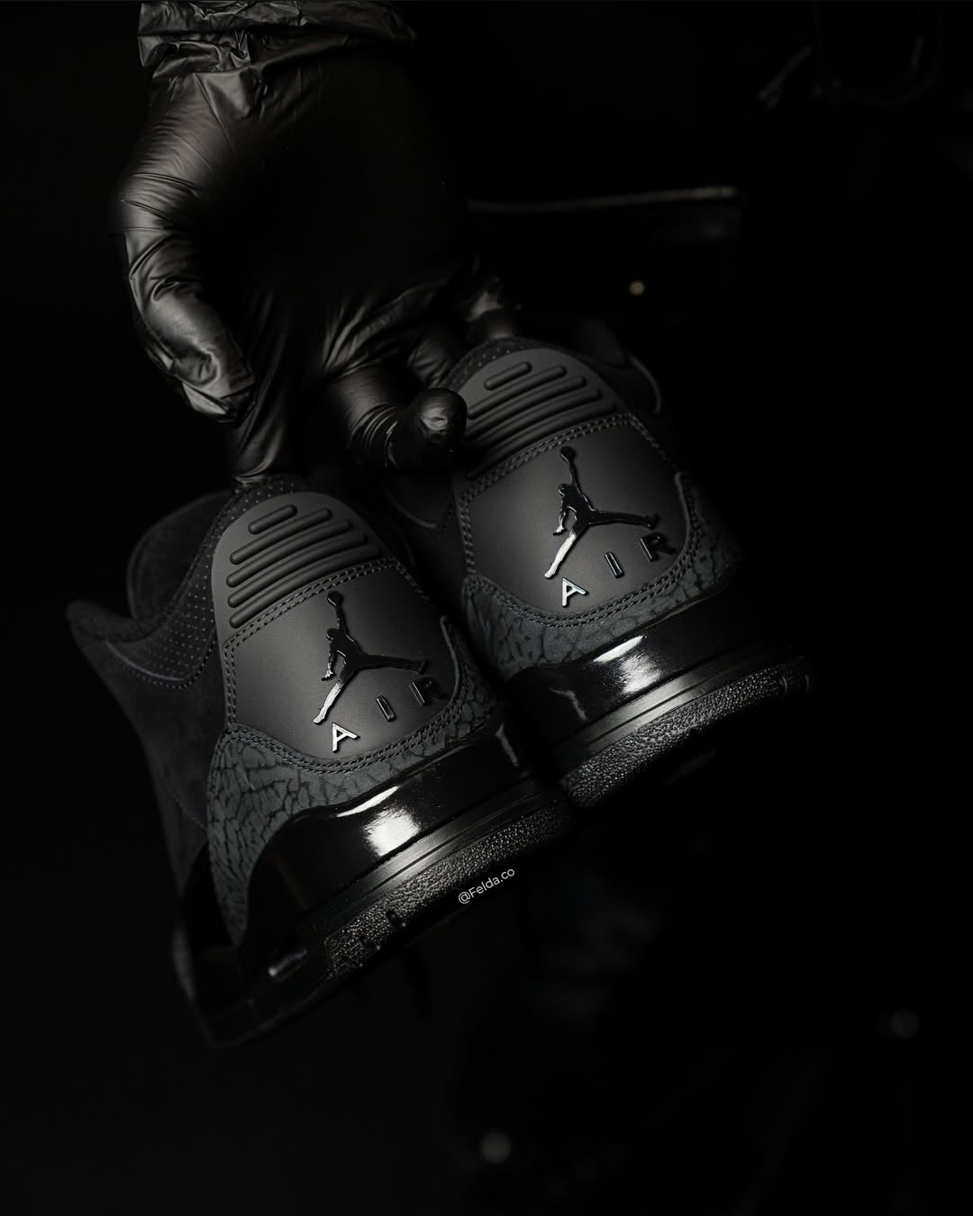 Nike Air Jordan Retro 3 Black Cat