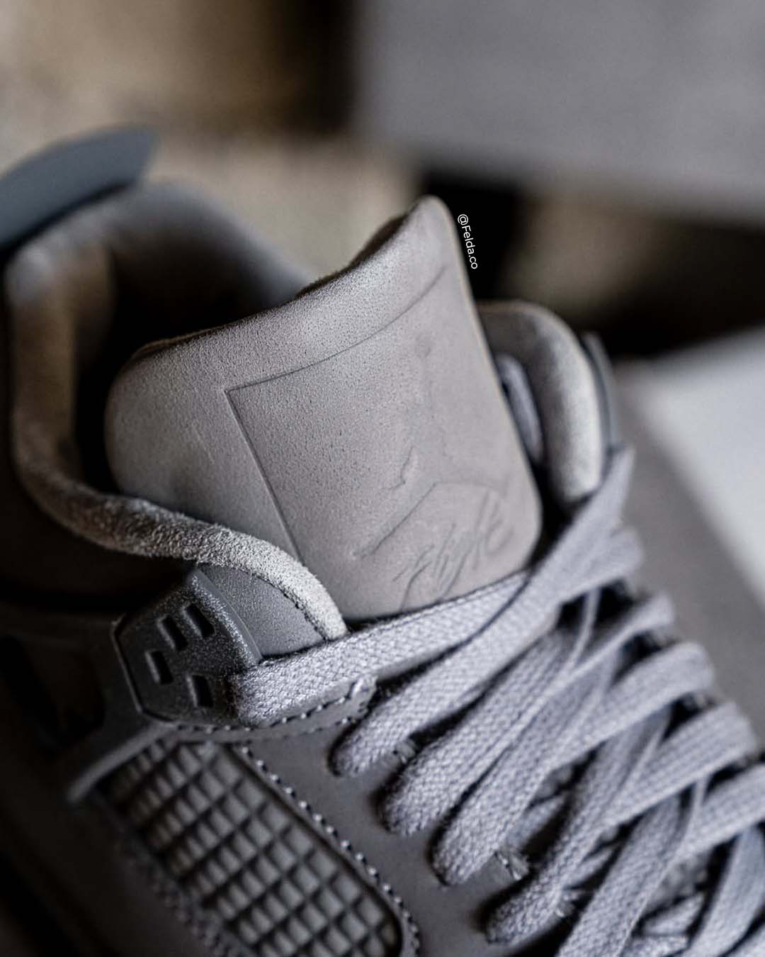 Nike Air Jordan Retro 4 SE Wet Cement