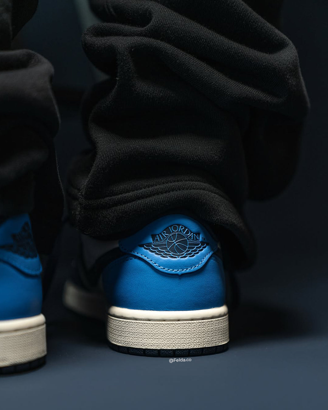 Nike Air Jordan Retro 1 Low OG Obsidian