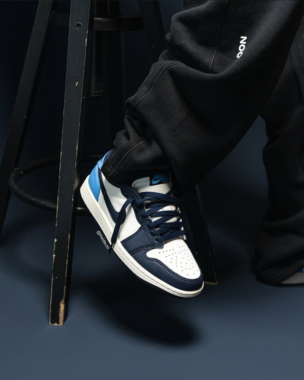 Nike Air Jordan Retro 1 Low OG Obsidian