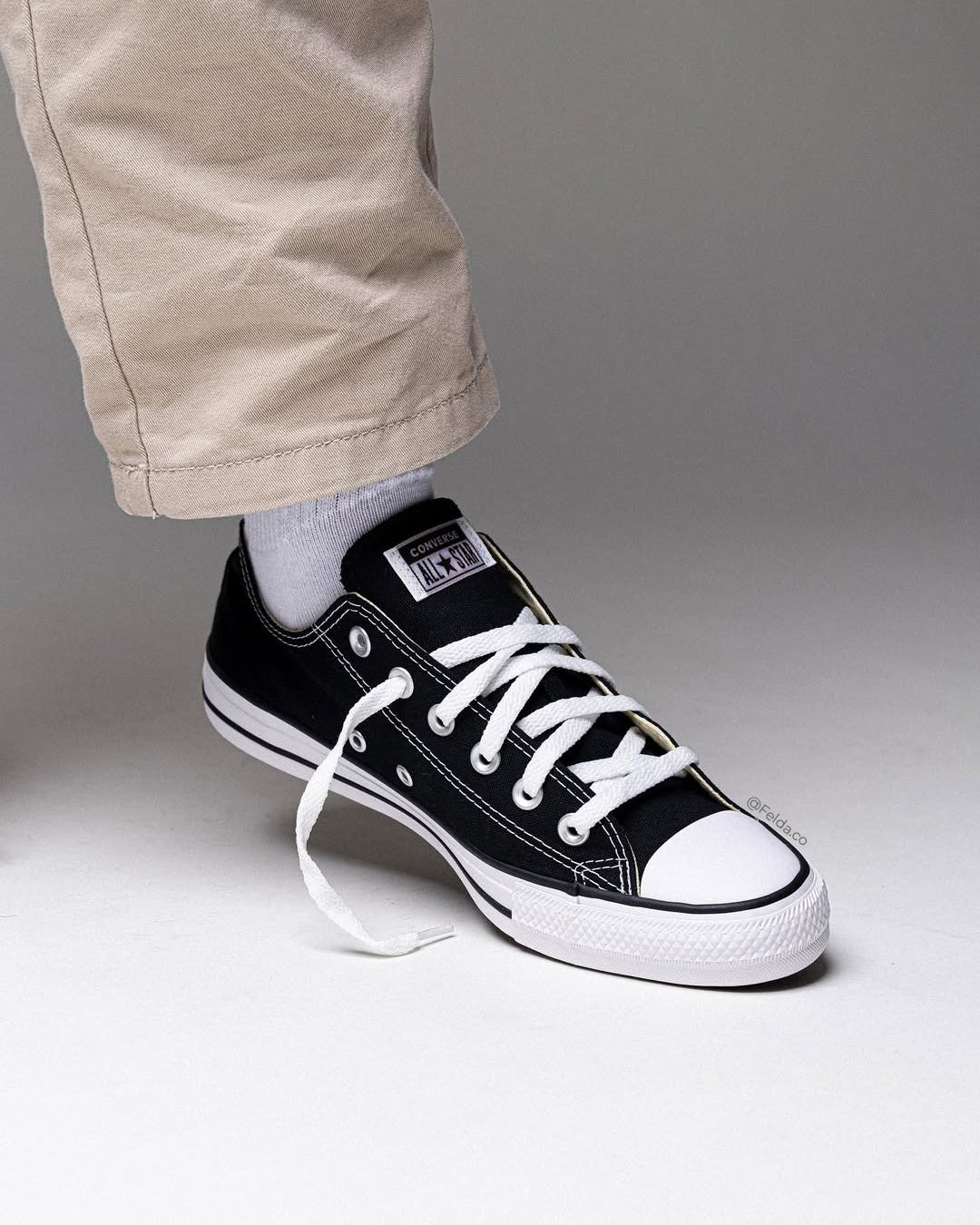 Converse Chuck Taylor All Star Classic Low Black