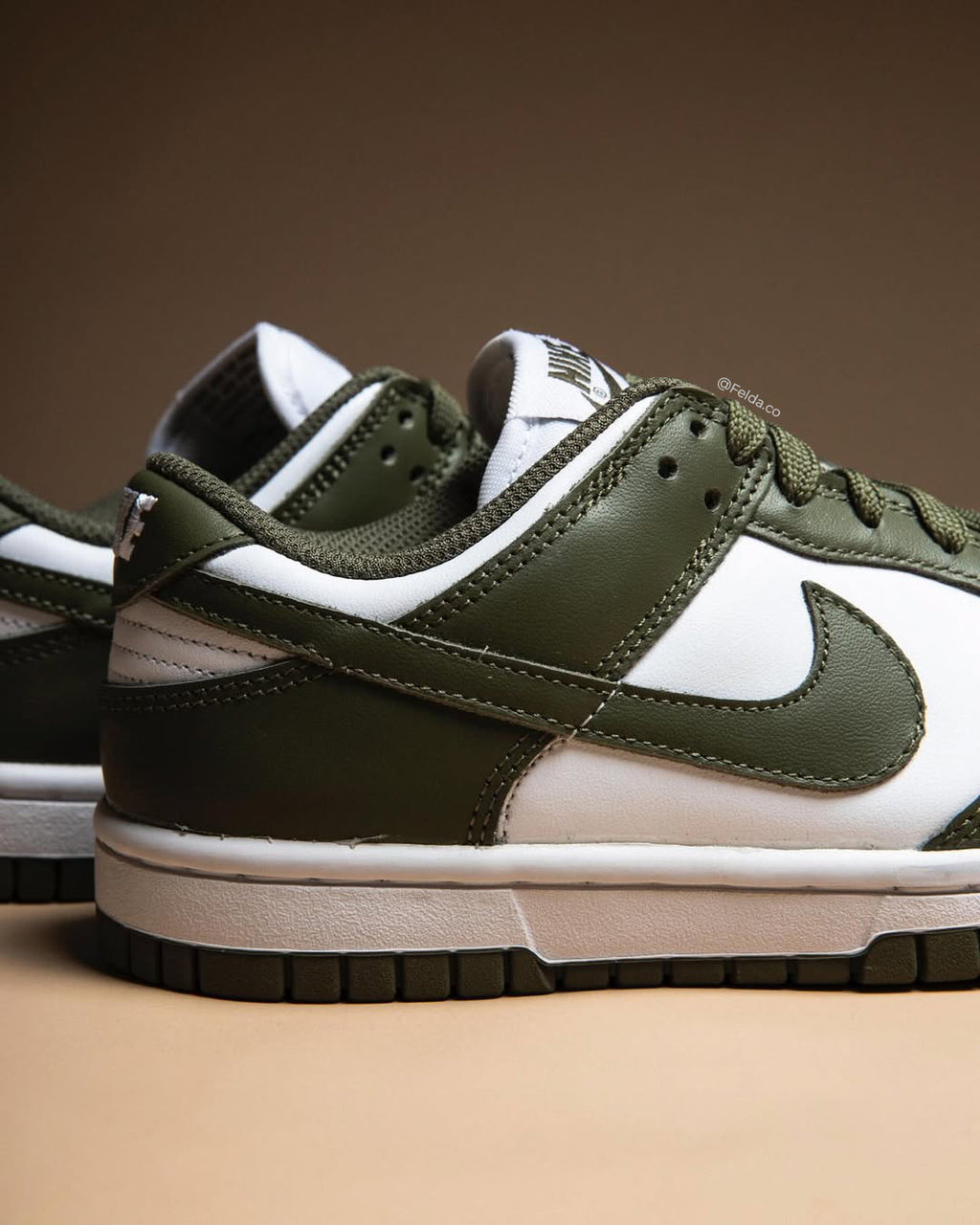 Nike Dunk Low Medium Olive