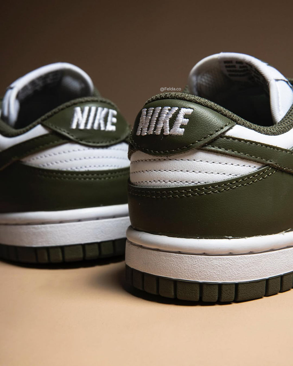 Nike Dunk Low Medium Olive