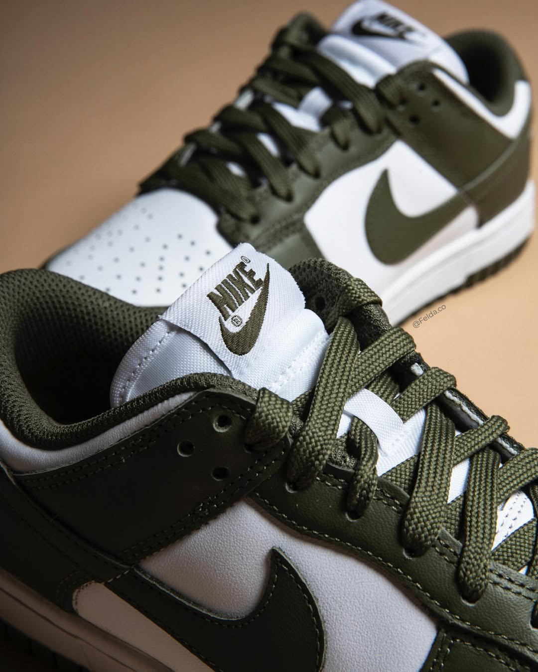 Nike Dunk Low Medium Olive