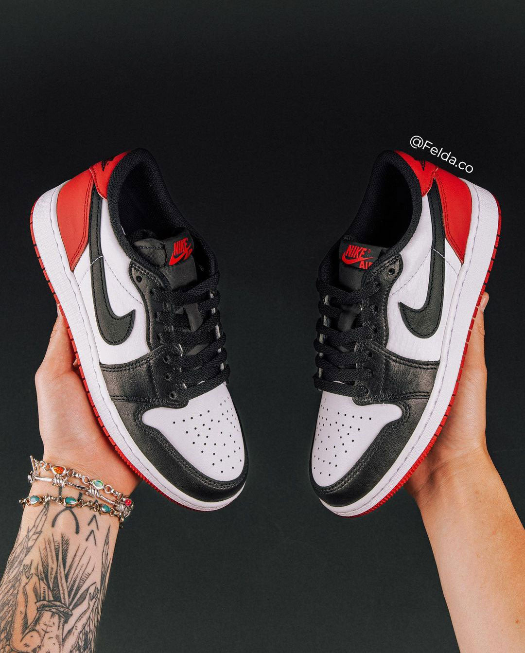Jordan 1 Retro Low OG Black Toe 5