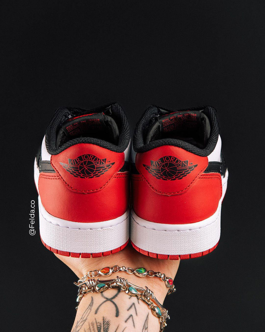 Jordan 1 Retro Low OG Black Toe 5