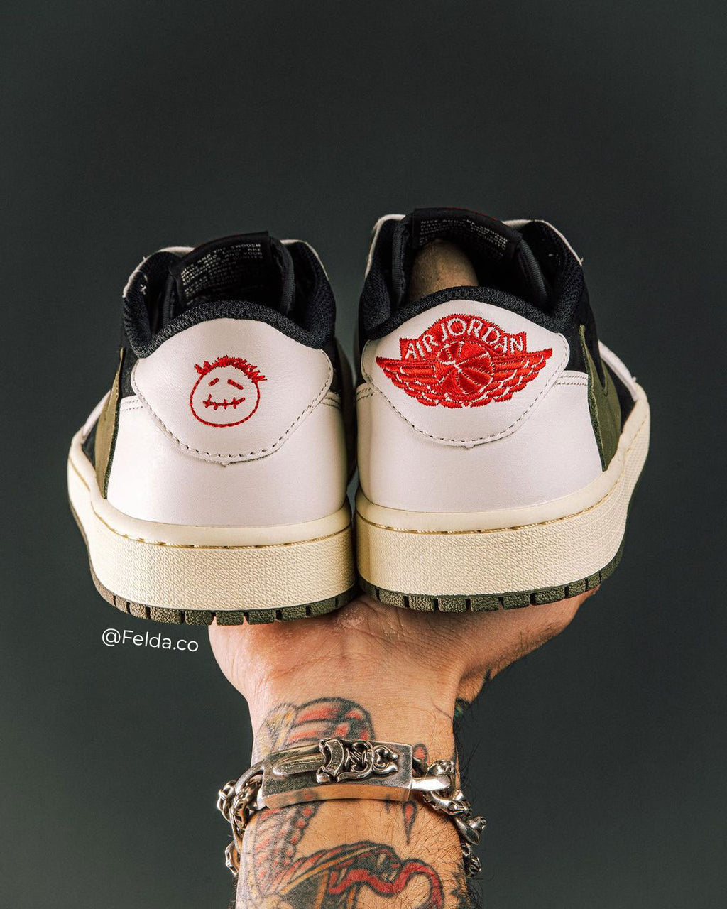 Nike Jordan 1 Retro Low OG SP Travis Scott Olive