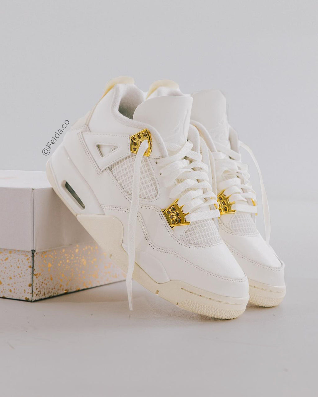 Nike Air Jordan Retro 4 Metallic Golden