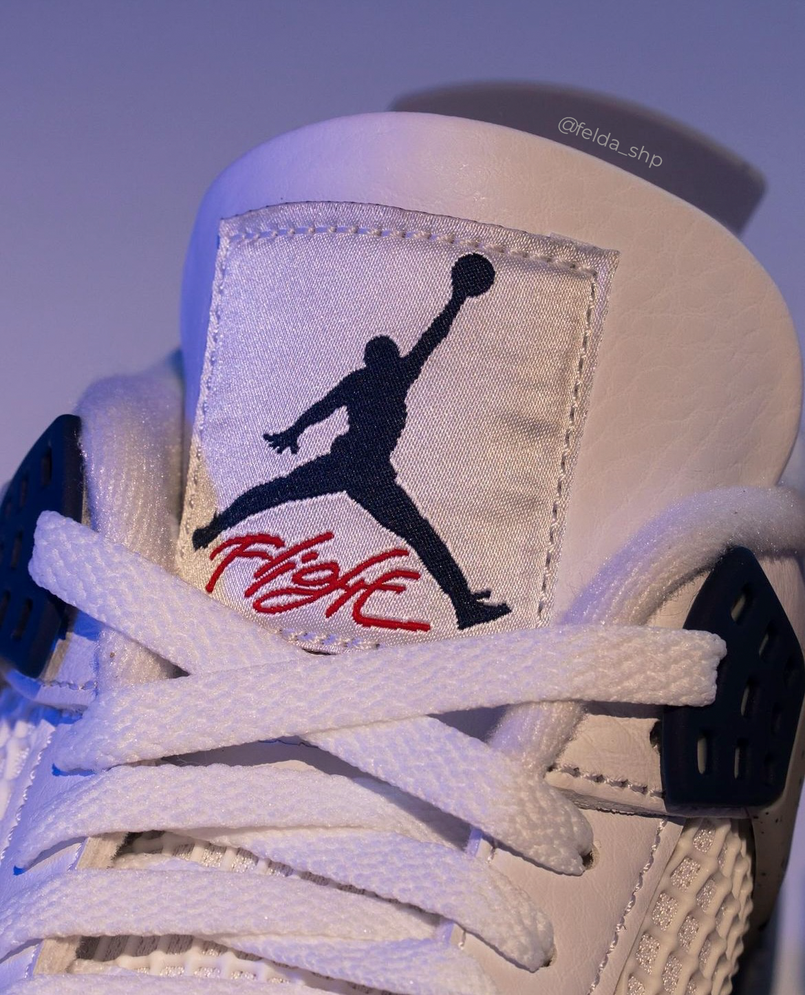 Nike Air Jordan Retro 4 Midnight Navy