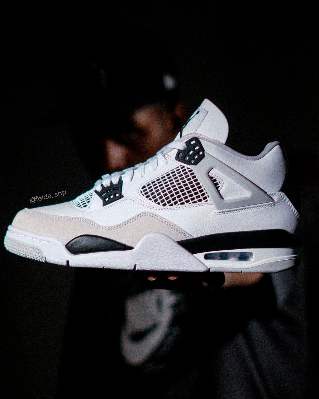 Nike Air Jordan 4 Retro Military Black