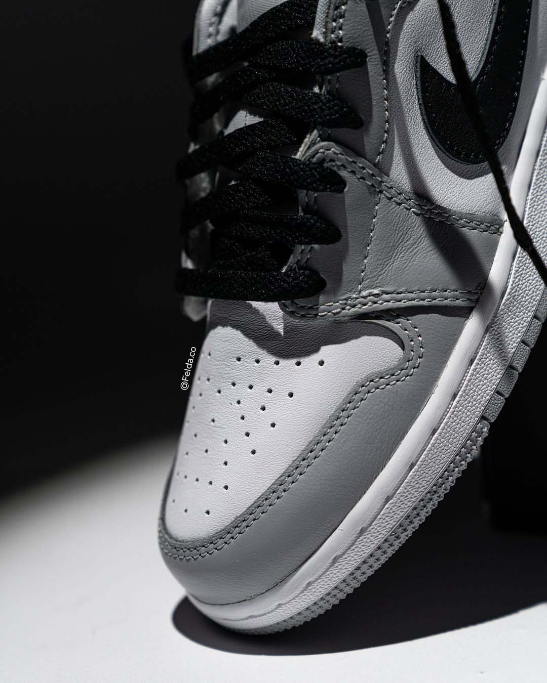 Nike Air Jordan Retro 1 Low Barons