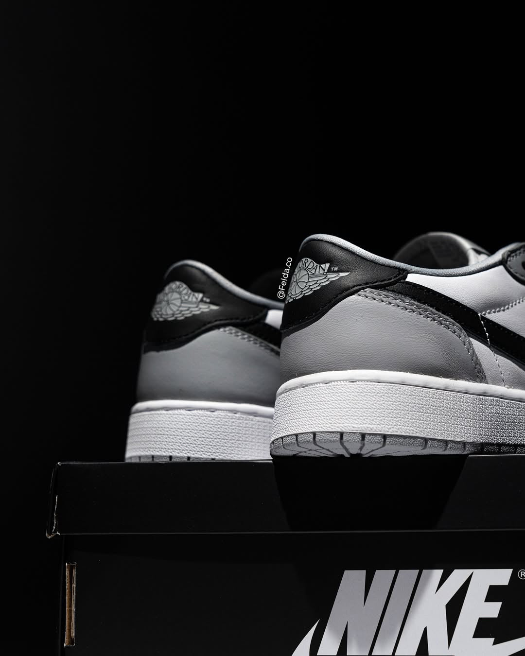 Nike Air Jordan Retro 1 Low Barons