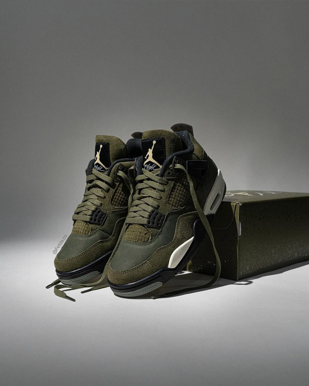 Nike Air Jordan Retro 4 Olive Green Gs