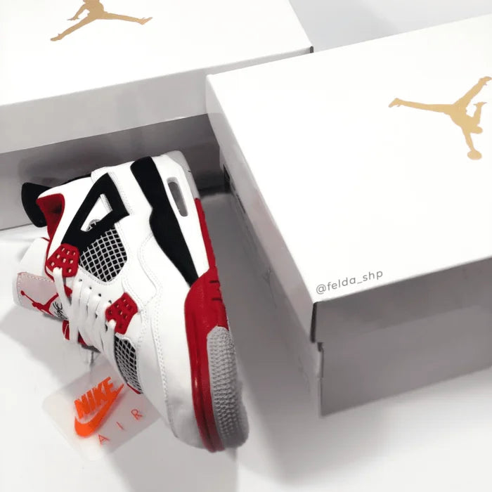 Nike Air Jordan 4 Retro Fire Red