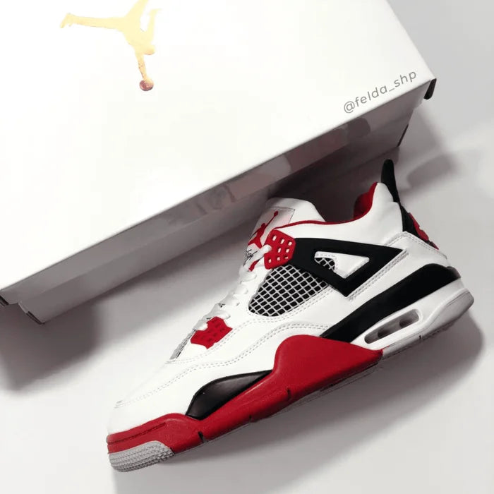 Nike Air Jordan 4 Retro Fire Red