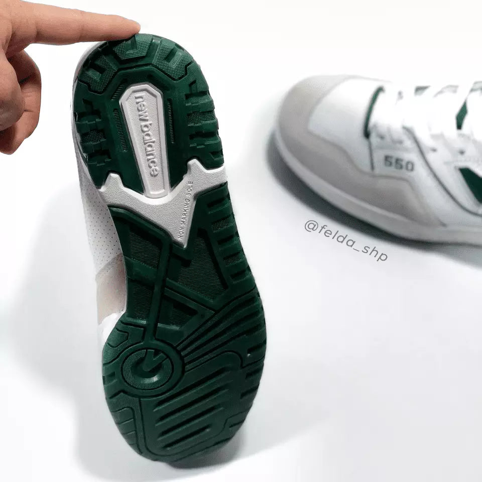 New Balance 550 Green