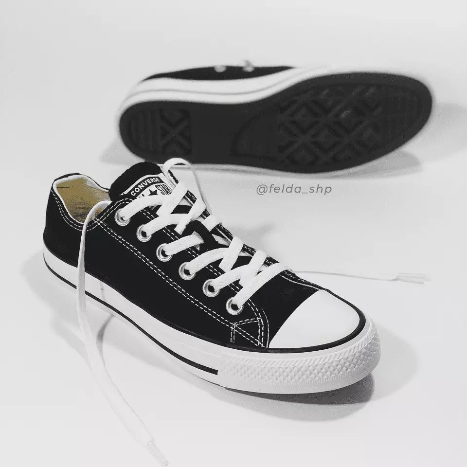 Converse Chuck Taylor All Star Classic Low Black