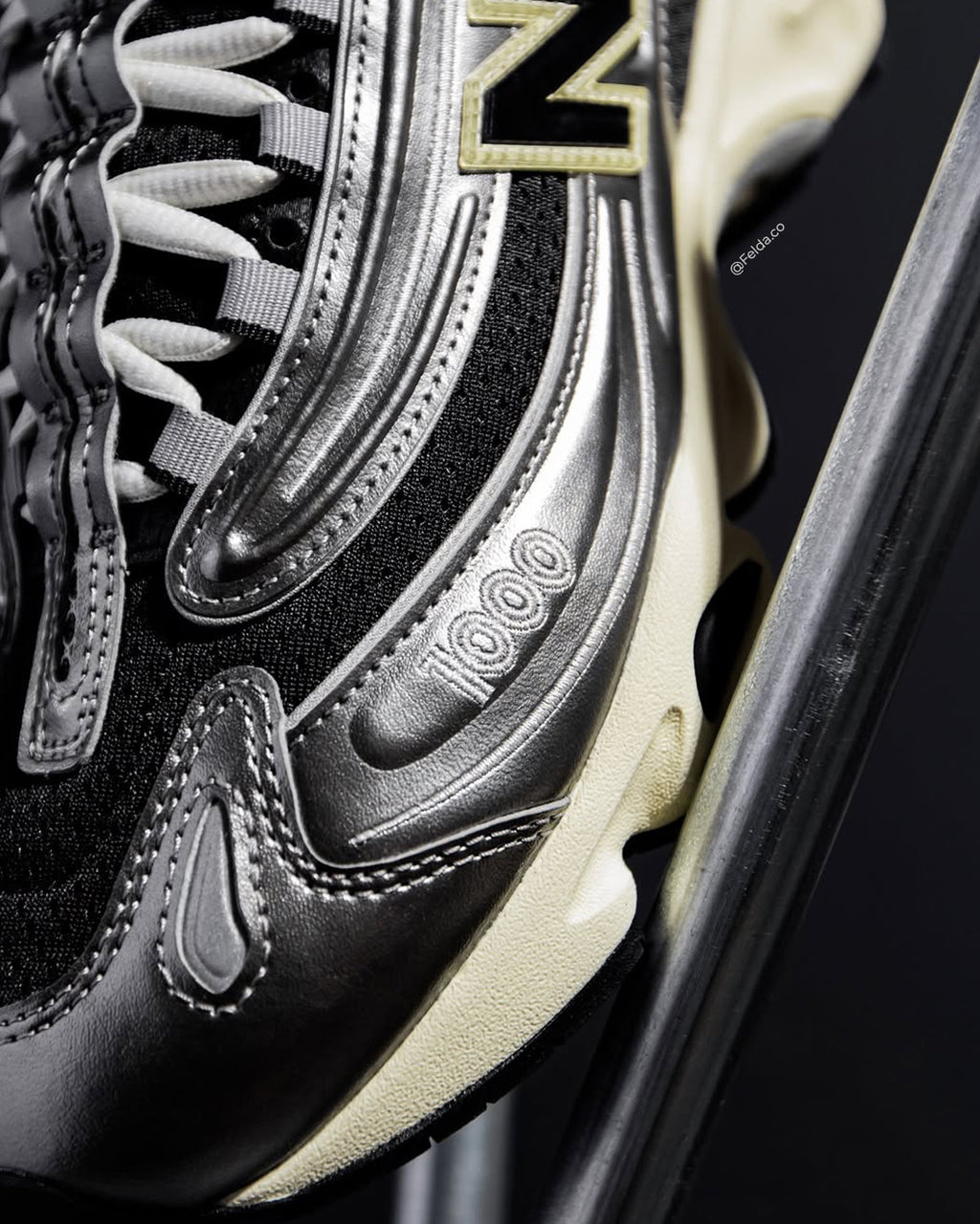New Balance 1000 Silver Black