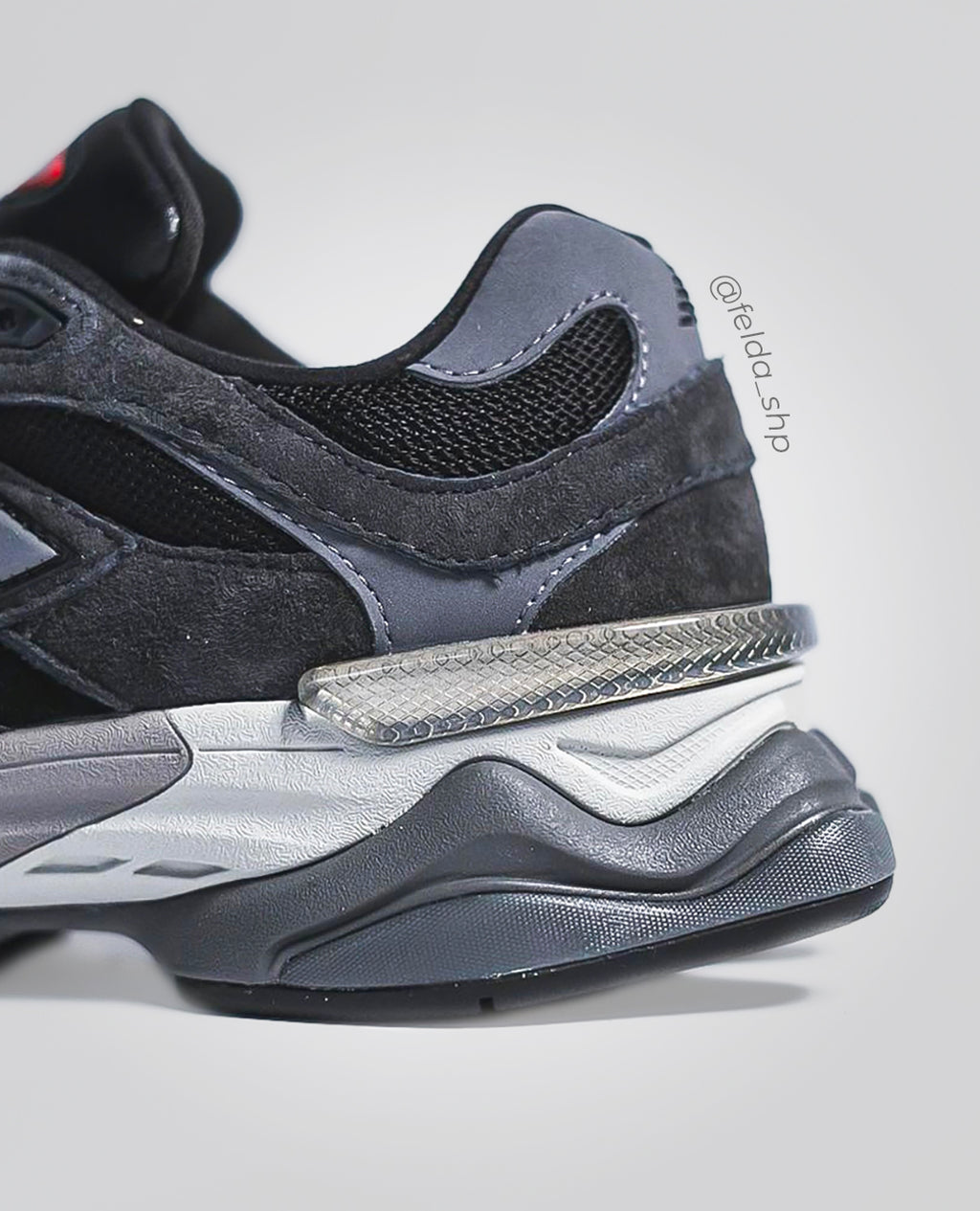 New Balance 9060 Black Castlerock