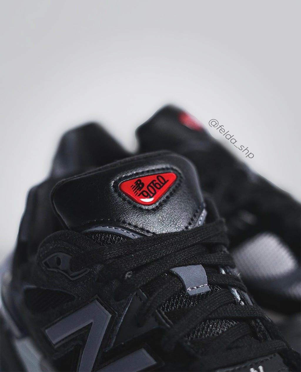 New Balance 9060 Black Castlerock