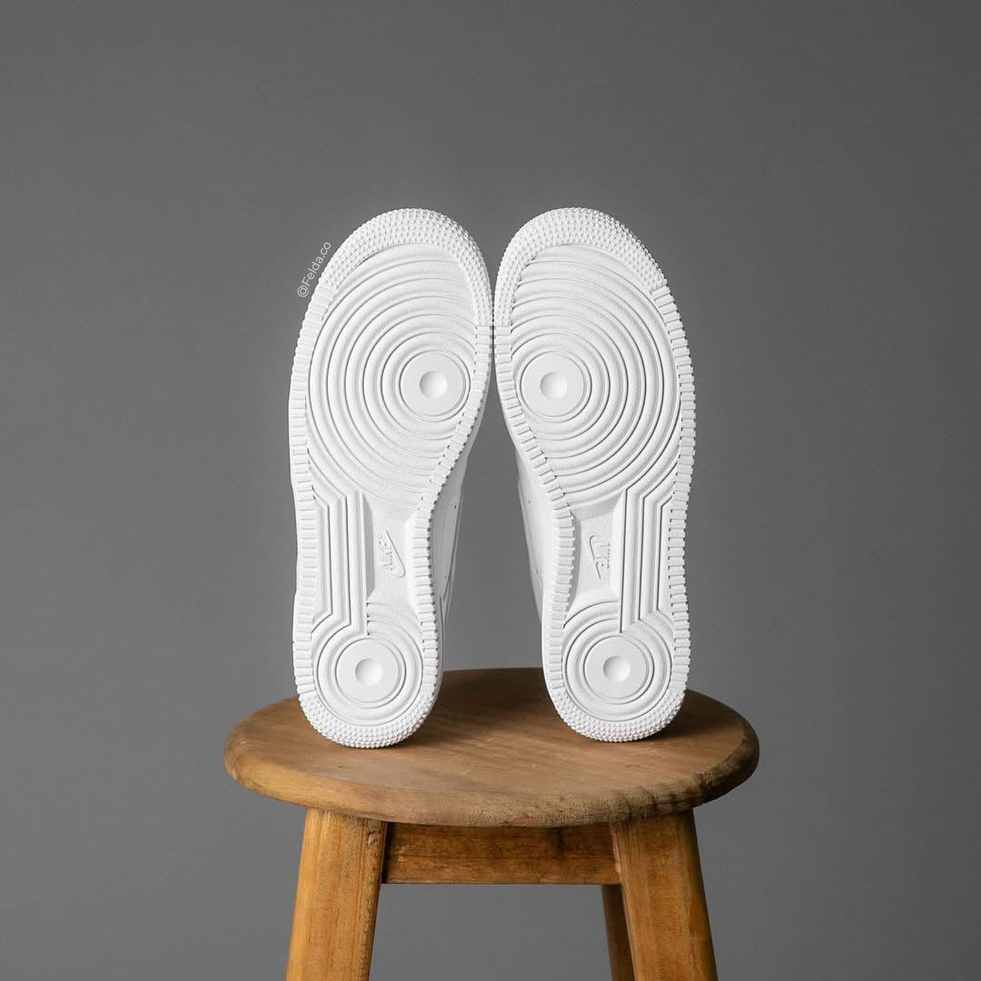 Nike Air Force 1 White